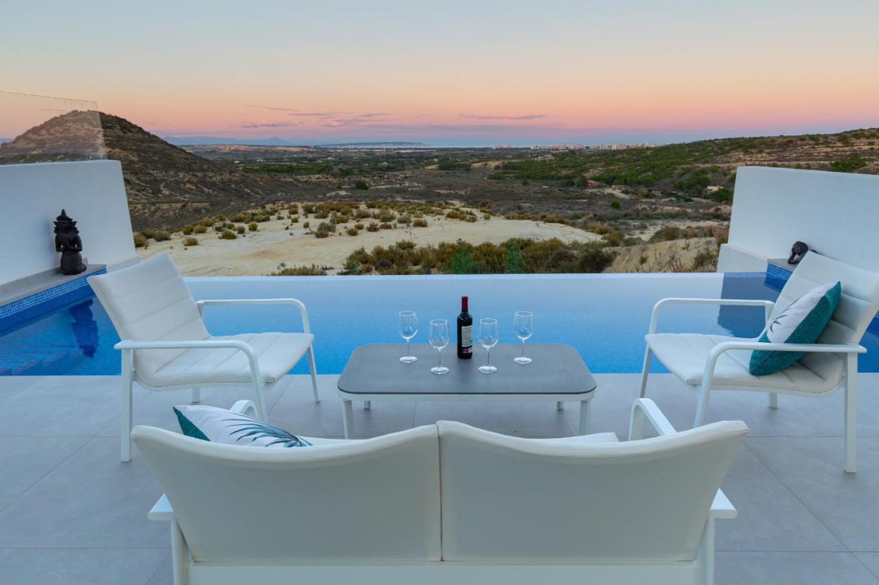 فيلا Fidalsa 5 Stars Sea Views سيوداد كيسادا المظهر الخارجي الصورة